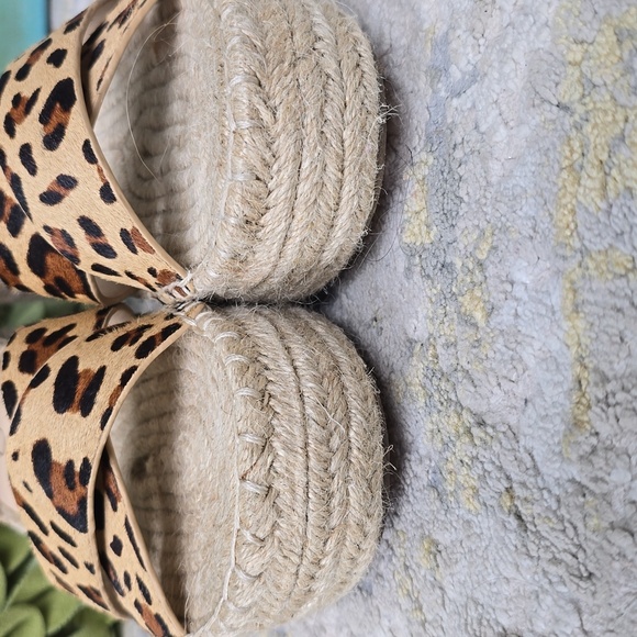 Sole Society Audrina  Calf Hair Leopard Print Wedge Sandals - Picture 4 of 16
